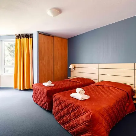 Aparthotel Mariale By Popinns 3*