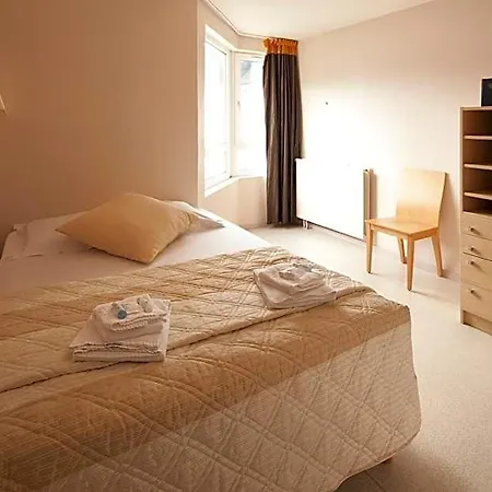 Aparthotel Mariale By Popinns 3*
