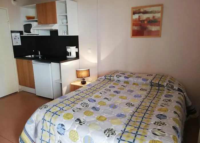 Aparthotel Mariale By Popinns 3*