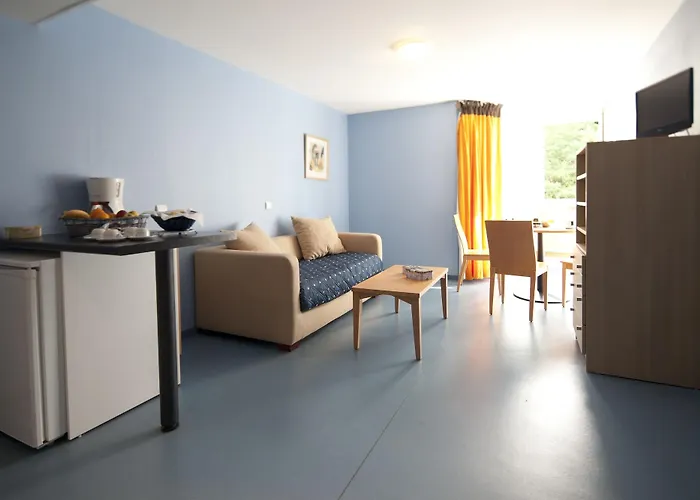 Aparthotel Mariale By Popinns