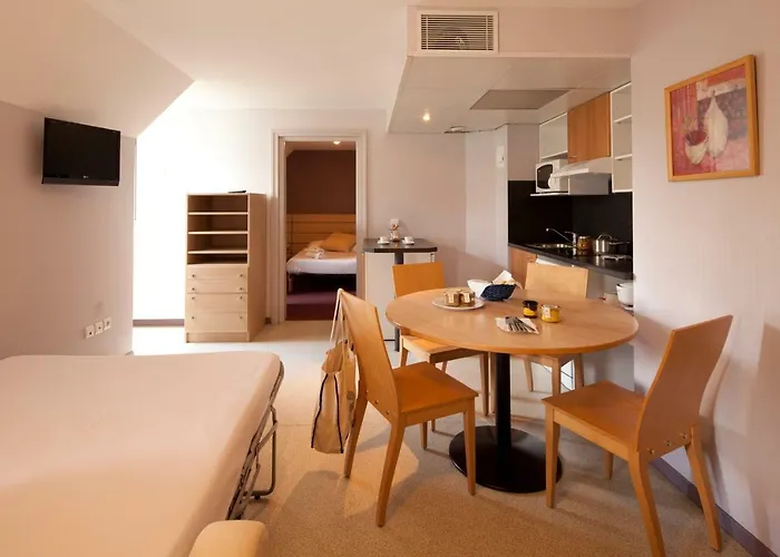 Aparthotel Mariale By Popinns Lourdes