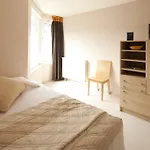 Mariale By Popinns Apartahotel
