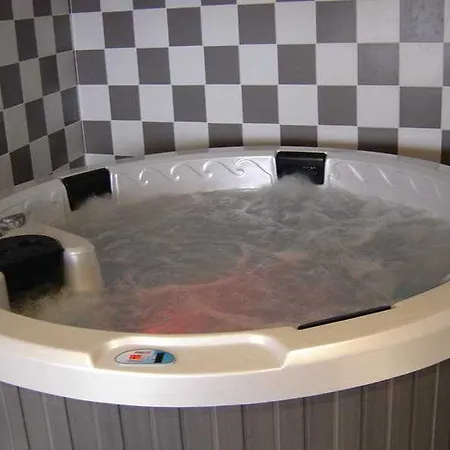 Apart Otel Mariale By Popinns Lourdes