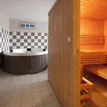 Aparthotel Mariale By Popinns