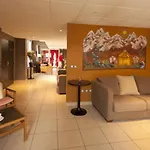 Aparthotel Mariale By Popinns 3*